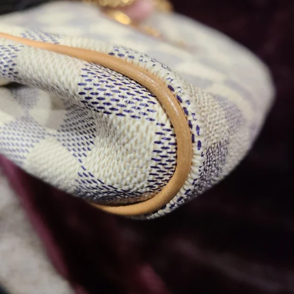 Sold - Picture 8 of 11